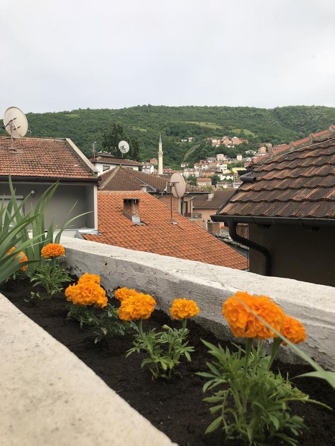 Central Apartment With City View Prizren Ngoại thất bức ảnh